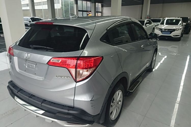Used Honda Vezel 2017 1.5L CVT 2WD Comfort Model Rear Right 45 Deg