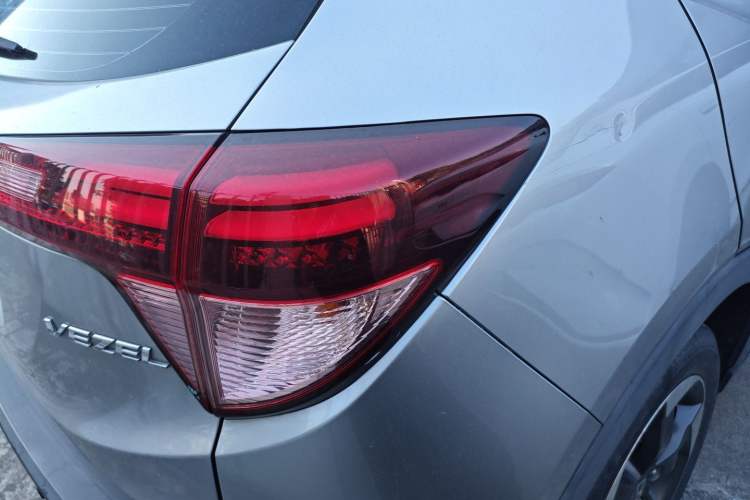 Used Honda Vezel 2017 1.8L CVT Front-Wheel Drive Pioneer Edition Right Rear Taillight