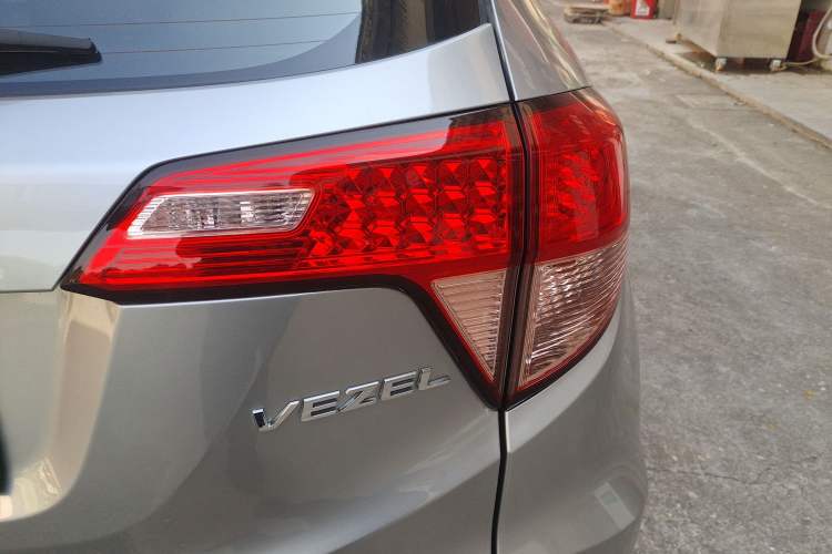 Used Honda Vezel 2017 1.5L CVT 2WD Comfort Model Right Rear Taillight