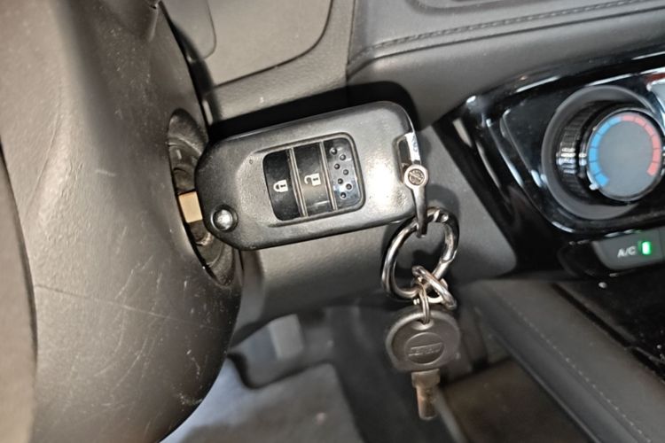 Used Honda Vezel 2017 1.5L CVT 2WD Comfort Model Vehicle Key