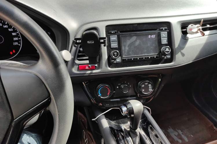 Used Honda Vezel 2017 1.5L CVT 2WD Comfort Model Audio And AC Panel