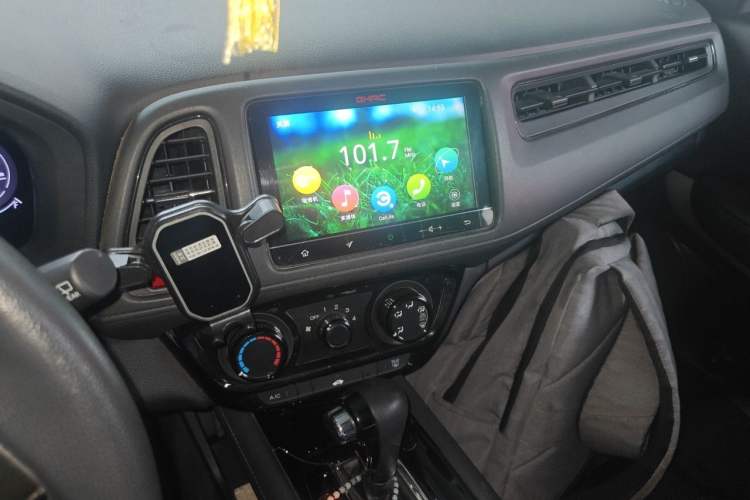 Used Honda Vezel 2017 1.5L CVT 2WD Comfort Model Audio And AC Panel