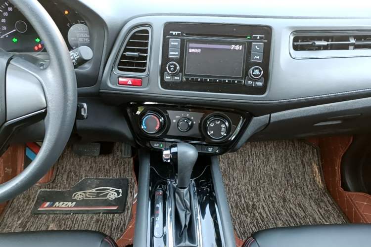 Used Honda Vezel 2017 1.5L CVT 2WD Comfort Model Audio And AC Panel