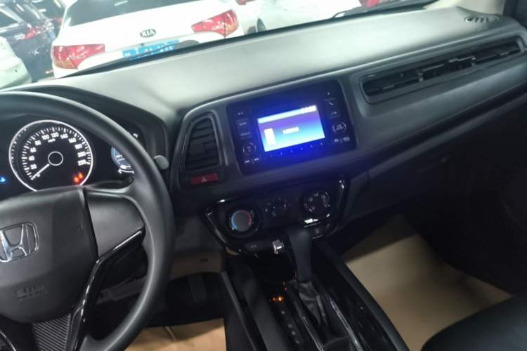 Used Honda Vezel 2017 1.5L CVT 2WD Comfort Model Audio And AC Panel