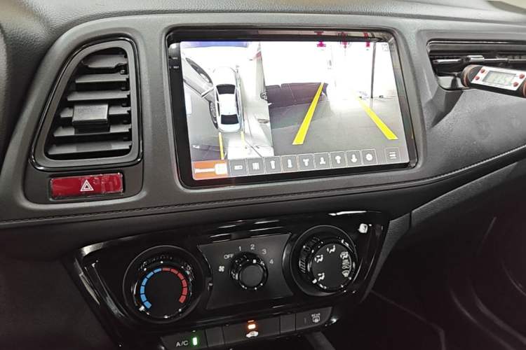 Used Honda Vezel 2017 1.5L CVT 2WD Comfort Model Audio And AC Panel