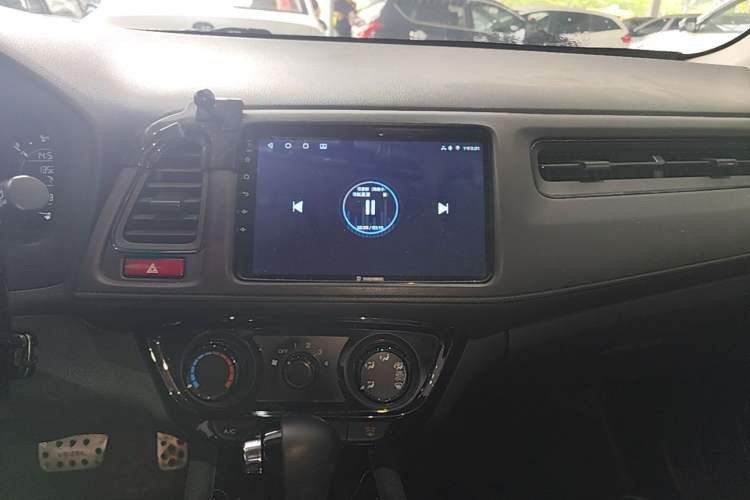 Used Honda Vezel 2017 1.5L CVT 2WD Comfort Model Audio And AC Panel