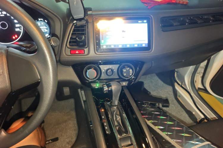 Used Honda Vezel 2017 1.5L CVT 2WD Comfort Model Audio And AC Panel