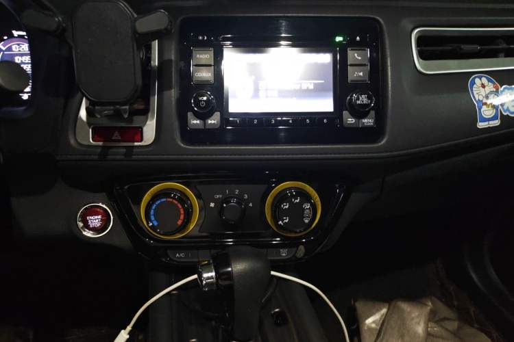 Used Honda Vezel 2017 1.8L CVT Front-Wheel Drive Pioneer Edition Audio And AC Panel