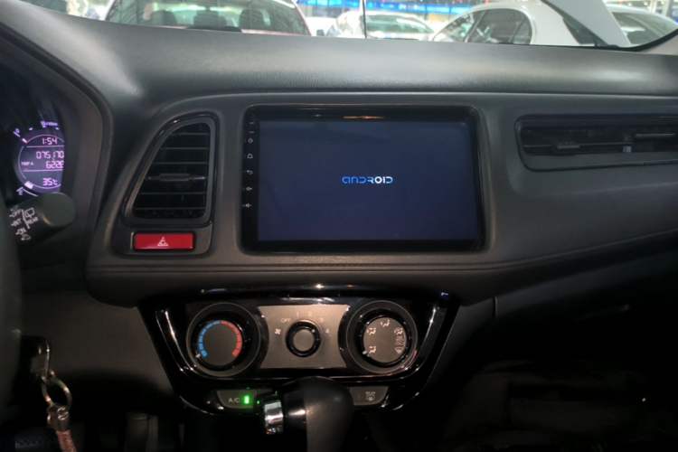 Used Honda Vezel 2017 1.5L CVT 2WD Comfort Model Audio And AC Panel