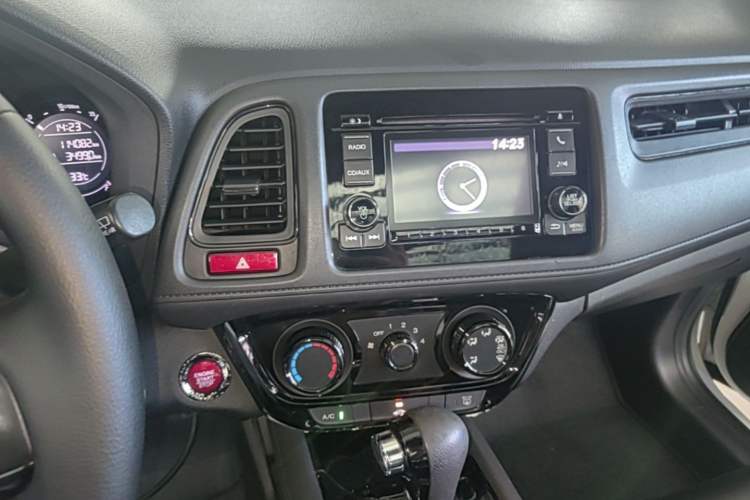 Used Honda Vezel 2017 1.8L CVT Front-Wheel Drive Pioneer Edition Audio And AC Panel
