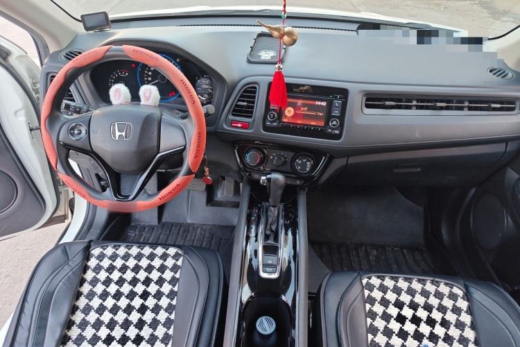 Used Honda Vezel 2017 1.5L CVT 2WD Comfort Model Center Console