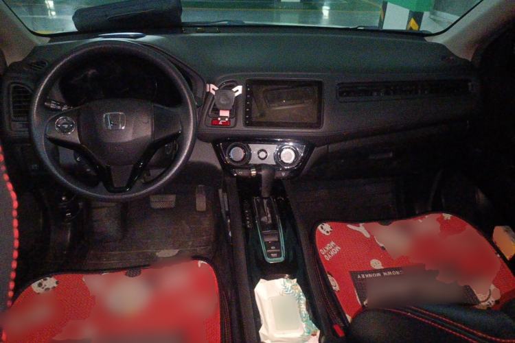Used Honda Vezel 2017 1.5L CVT 2WD Comfort Model Center Console