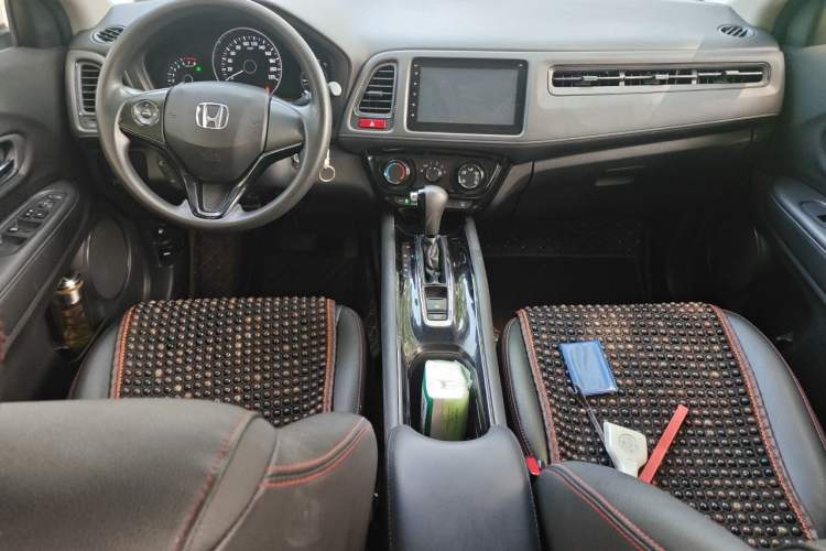 Used Honda Vezel 2017 1.5L CVT 2WD Comfort Model Center Console
