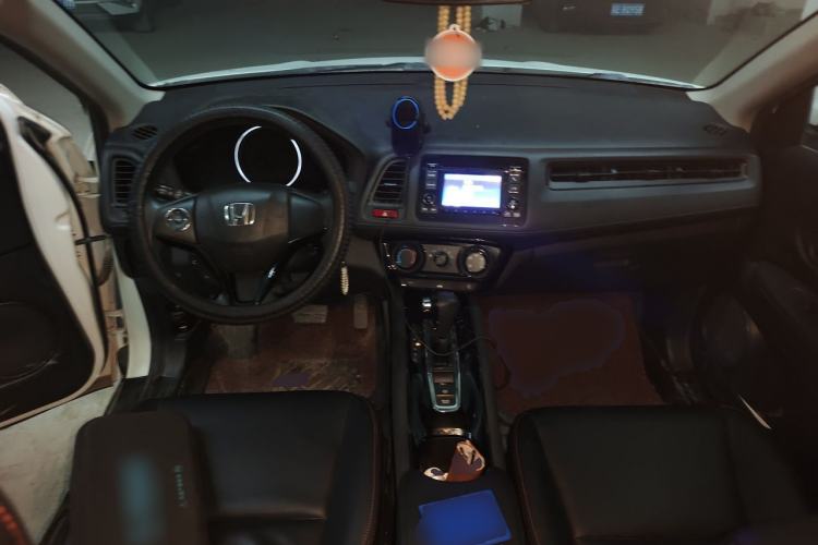 Used Honda Vezel 2017 1.5L CVT 2WD Comfort Model Center Console