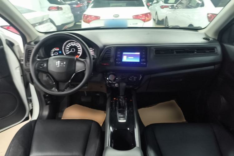 Used Honda Vezel 2017 1.5L CVT 2WD Comfort Model Center Console