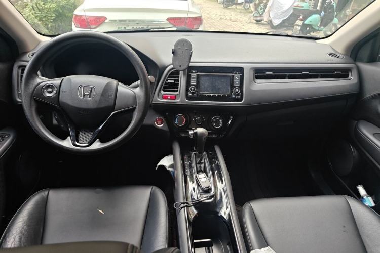 Used Honda Vezel 2017 1.8L CVT Front-Wheel Drive Pioneer Edition Center Console