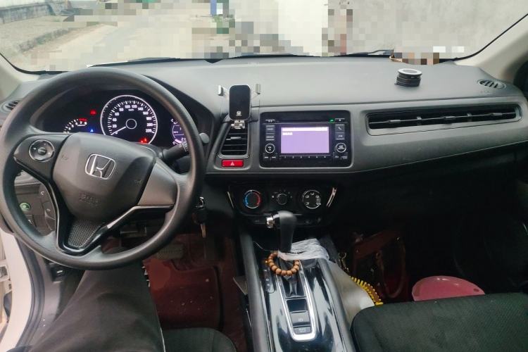 Used Honda Vezel 2017 1.5L CVT 2WD Comfort Model Center Console
