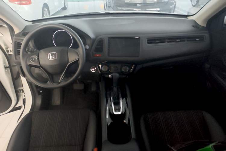 Used Honda Vezel 2017 1.8L CVT Front-Wheel Drive Pioneer Edition Center Console