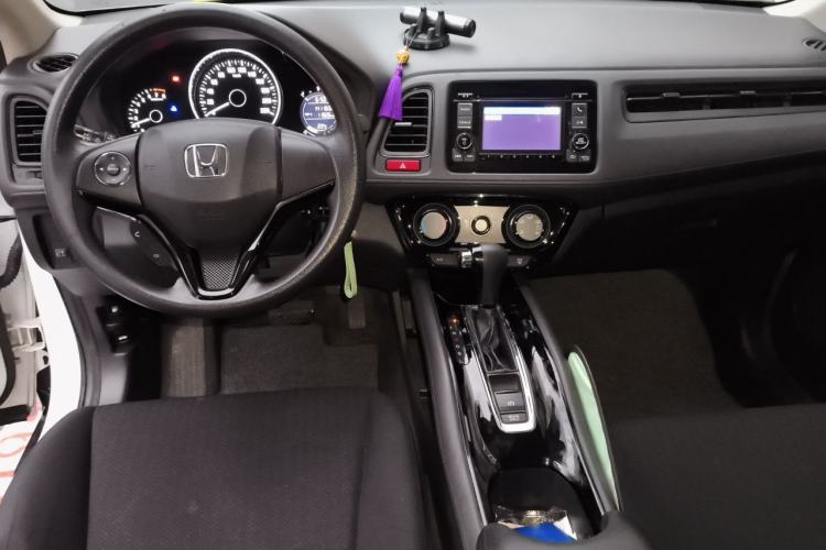 Used Honda Vezel 2017 1.5L CVT 2WD Comfort Model Center Console