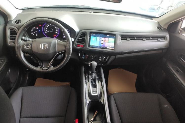 Used Honda Vezel 2017 1.5L CVT 2WD Comfort Model Center Console