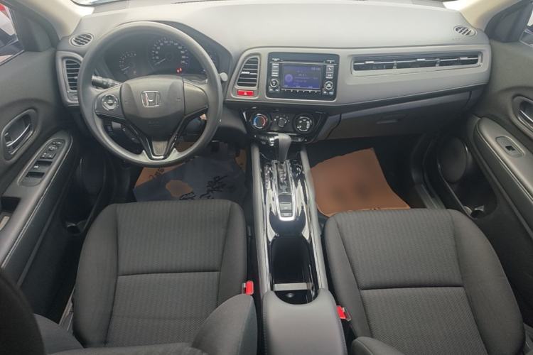 Used Honda Vezel 2017 1.5L CVT 2WD Comfort Model Center Console