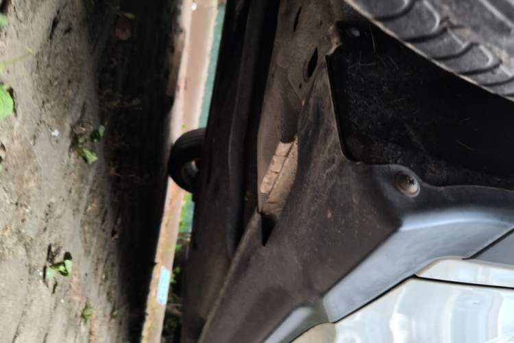 Used Honda Vezel 2017 1.8L CVT Front-Wheel Drive Pioneer Edition Chassis Front Left