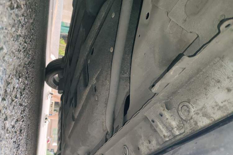Used Honda Vezel 2017 1.8L CVT Front-Wheel Drive Pioneer Edition Chassis Front Left