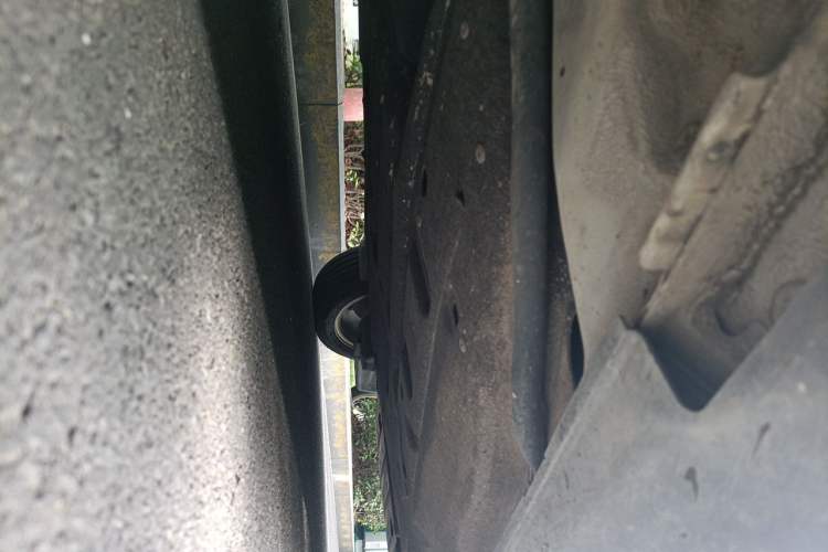 Used Honda Vezel 2017 1.8L CVT Front-Wheel Drive Pioneer Edition Chassis Front Left