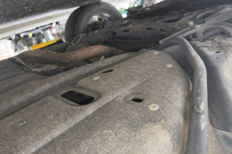Used Honda Vezel 2017 1.8L CVT Front-Wheel Drive Pioneer Edition Chassis Front Left