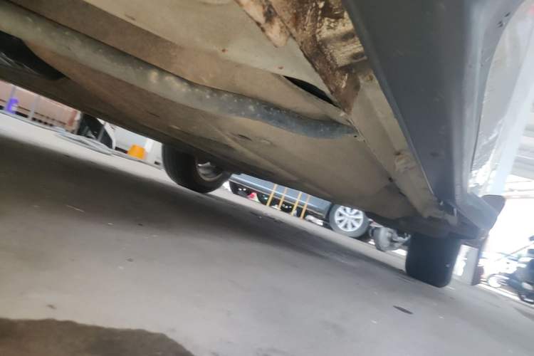 Used Honda Vezel 2017 1.8L CVT Front-Wheel Drive Pioneer Edition Chassis Front Left