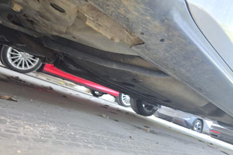 Used Honda Vezel 2017 1.8L CVT Front-Wheel Drive Pioneer Edition Chassis Front Left