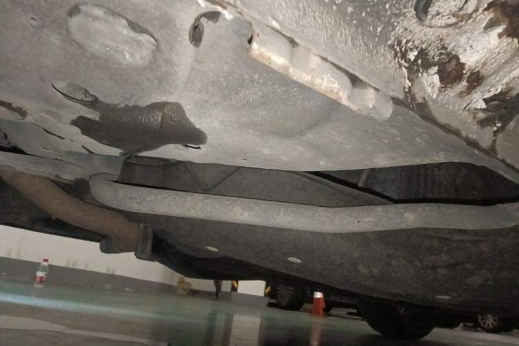 Used Honda Vezel 2017 1.8L CVT Front-Wheel Drive Pioneer Edition Chassis Front Left