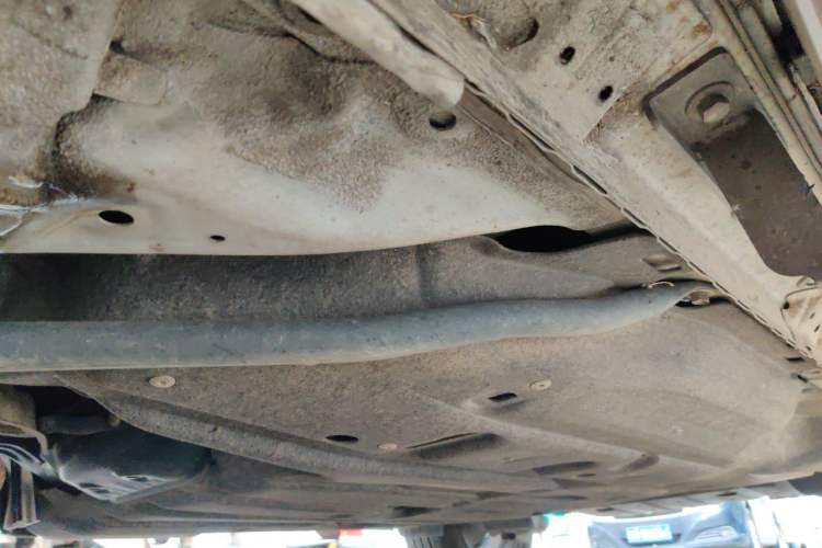 Used Honda Vezel 2017 1.8L CVT Front-Wheel Drive Pioneer Edition Chassis Front Left