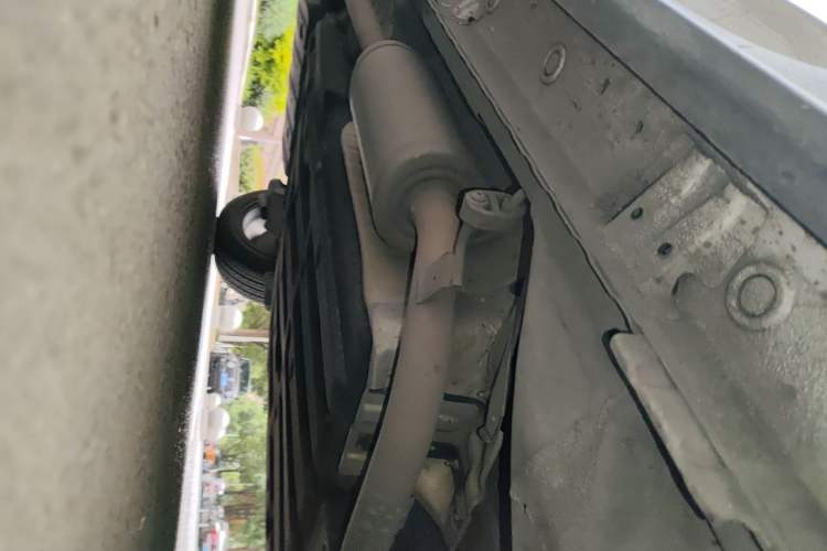 Used Honda Vezel 2017 1.8L CVT Front-Wheel Drive Pioneer Edition Chassis Front Right