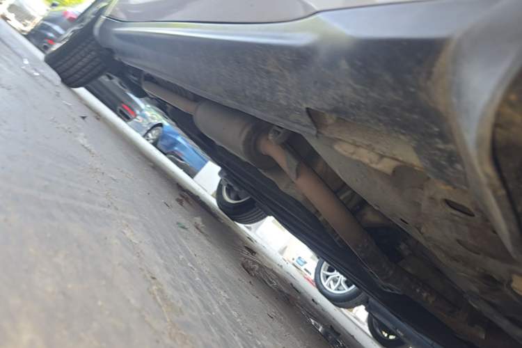 Used Honda Vezel 2017 1.8L CVT Front-Wheel Drive Pioneer Edition Chassis Front Right