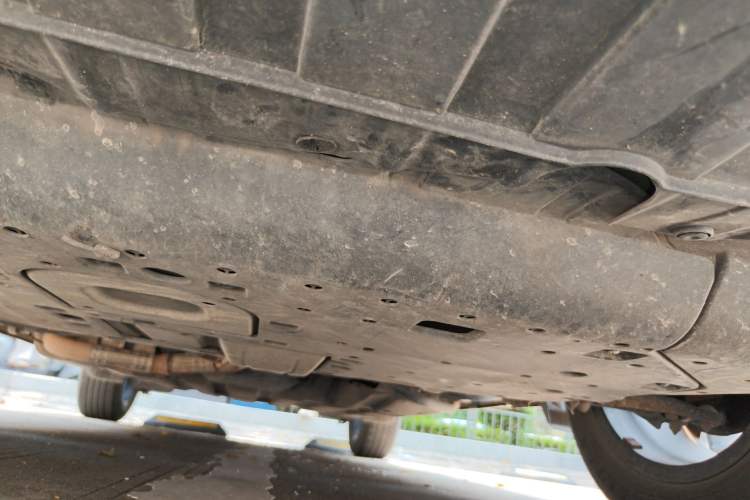 Used Honda Vezel 2017 1.8L CVT Front-Wheel Drive Pioneer Edition Chassis Front