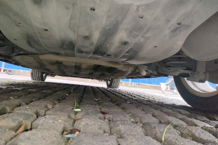 Used Honda Vezel 2017 1.8L CVT Front-Wheel Drive Pioneer Edition Chassis Rear