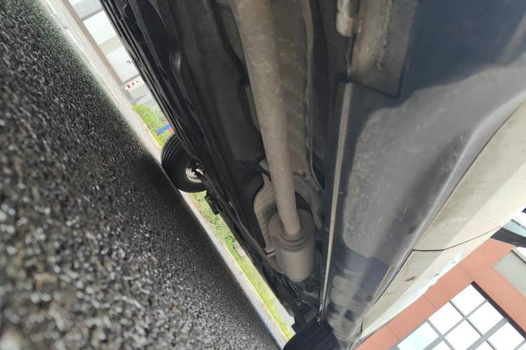 Used Honda Vezel 2017 1.8L CVT Front-Wheel Drive Pioneer Edition Chassis Rear Right