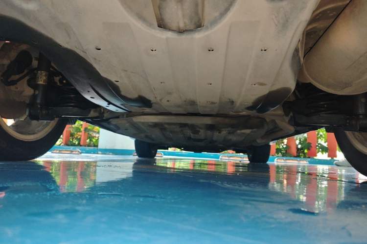 Used Honda Vezel 2017 1.8L CVT Front-Wheel Drive Pioneer Edition Chassis Rear
