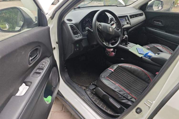 Used Honda Vezel 2017 1.5L CVT 2WD Comfort Model Driver Seat