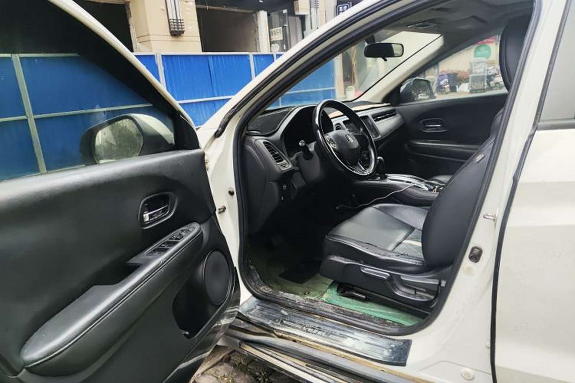 Used Honda Vezel 2017 1.8L CVT Front-Wheel Drive Pioneer Edition Driver Seat
