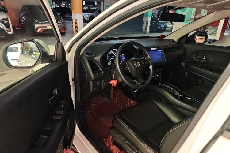 Used Honda Vezel 2017 1.5L CVT 2WD Comfort Model Driver Seat