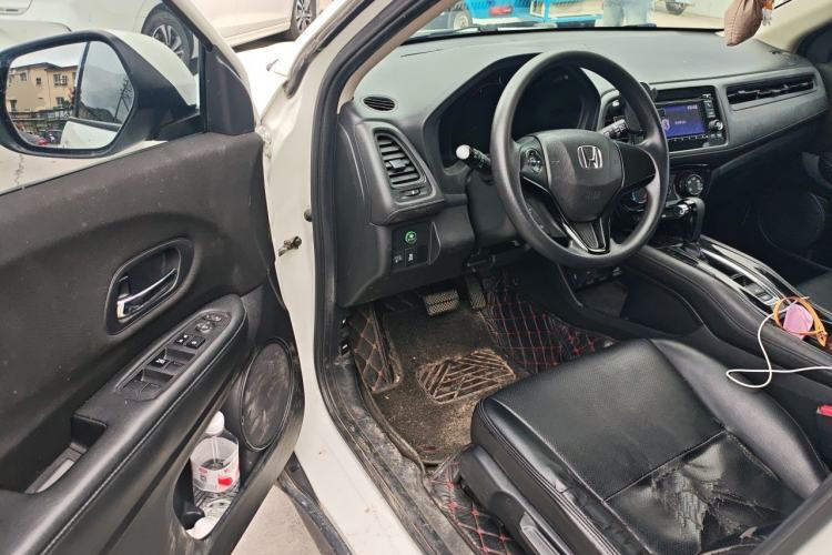 Used Honda Vezel 2017 1.5L CVT 2WD Comfort Model Driver Seat