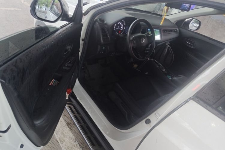 Used Honda Vezel 2017 1.5L CVT 2WD Comfort Model Driver Seat