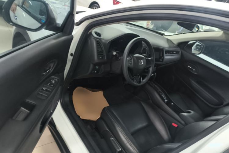 Used Honda Vezel 2017 1.5L CVT 2WD Comfort Model Driver Seat