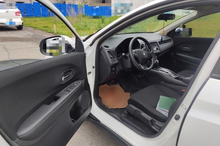 Used Honda Vezel 2017 1.5L CVT 2WD Comfort Model Driver Seat