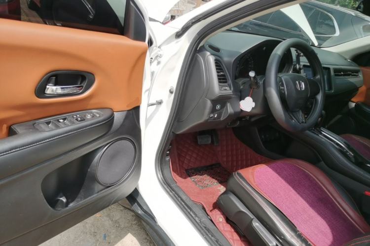 Used Honda Vezel 2017 1.5L CVT 2WD Comfort Model Driver Seat