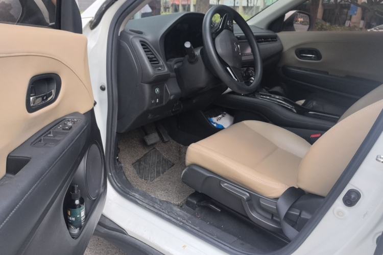 Used Honda Vezel 2017 1.5L CVT 2WD Comfort Model Driver Seat