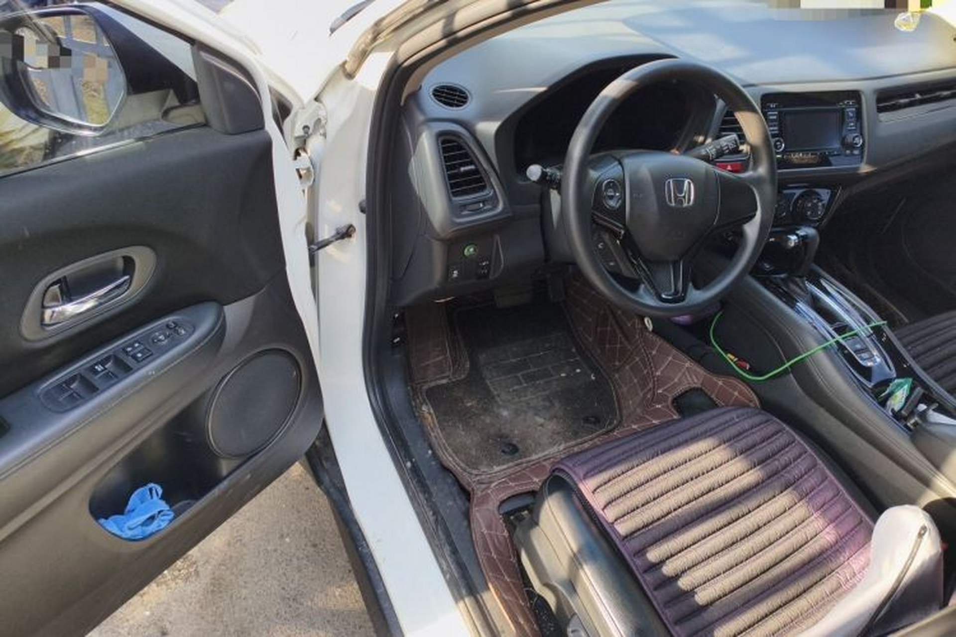 Used Honda Vezel 2017 1.8L CVT Front-Wheel Drive Pioneer Edition Driver Seat