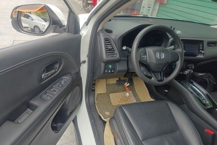 Used Honda Vezel 2017 1.5L CVT 2WD Comfort Model Driver Seat
